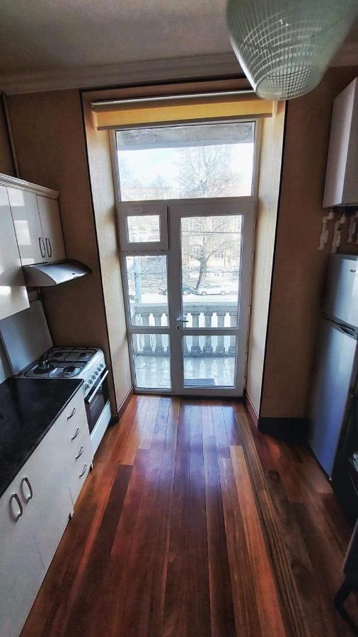 Шикарная Однушка На Абовяна Erevan Exterior foto